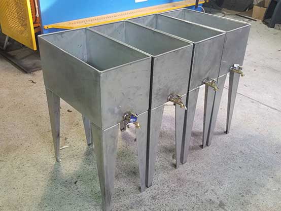 Stainless Steel welded sinks